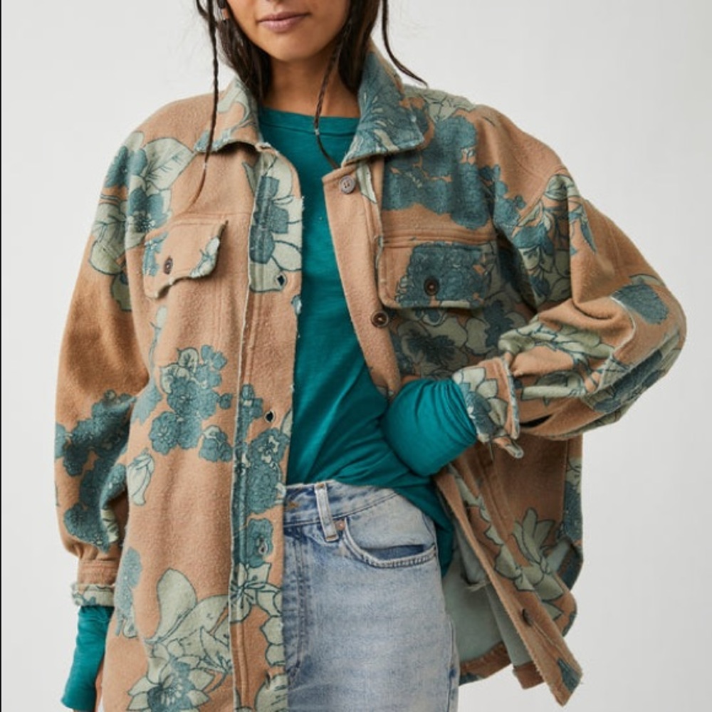 Ruby Shacket- Floral - Picture 2 of 6